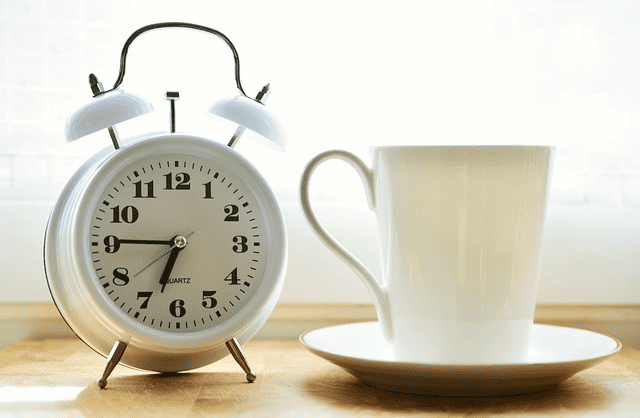 12 Hour Intermittent Fasting: Benefits and Tips