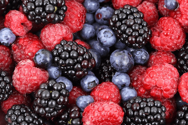 berries, fruits, mac wallpaper